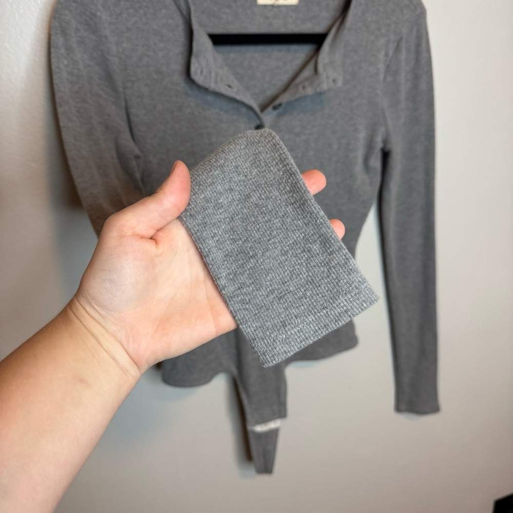 Madewell Gray Long-Sleeve Ribbed Henley Bodysuit - Picture 5 of 12